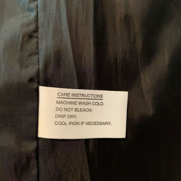 Gallery black coat water resistant. Size small - Picture 4 of 12
